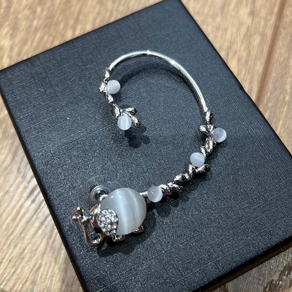 Cute elephant earring - Picture 4 of 4